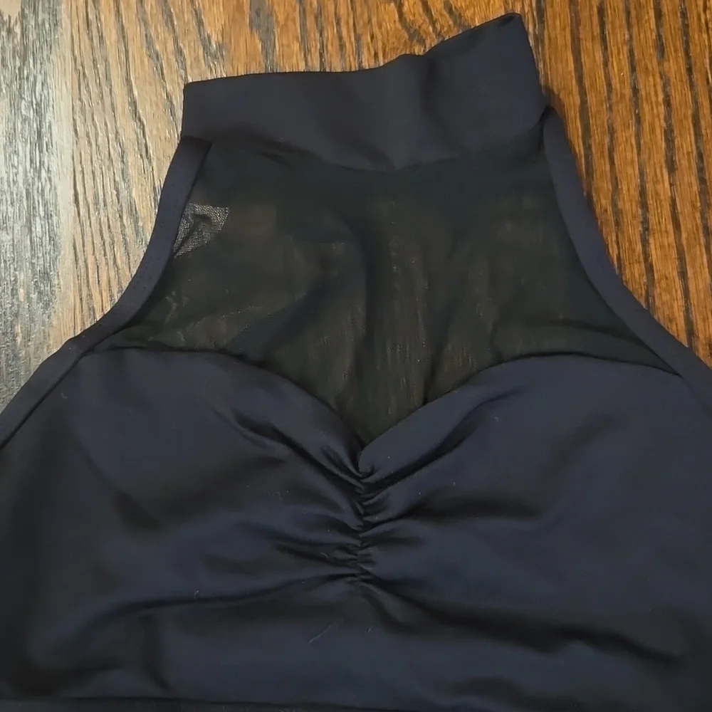 Body Wrappers Crop - Picture 2 of 3